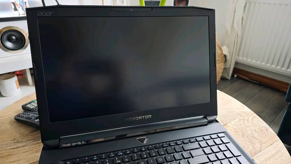 Acer Predator 17x - Image 3