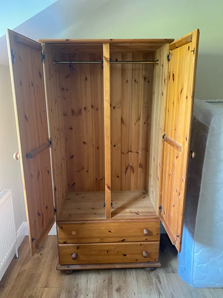 Wardrobe - Image 2