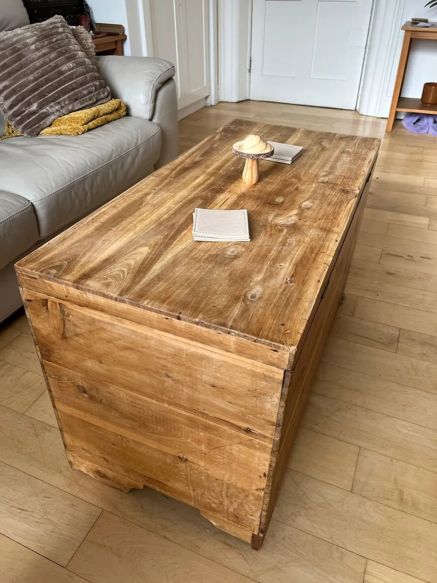 Vintage Chest / Vintage Side table - Image 4