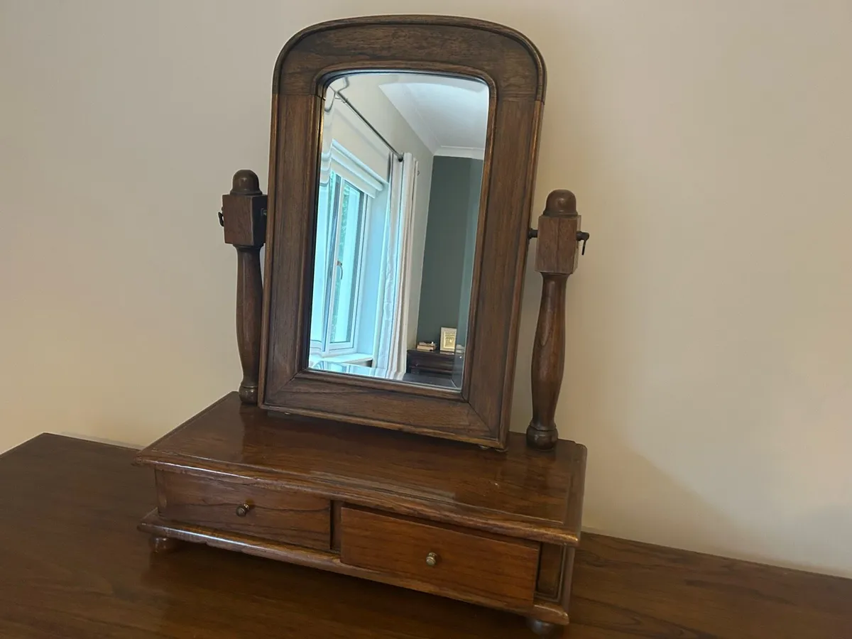 Vintage solid wood dressing table/desk - Image 2
