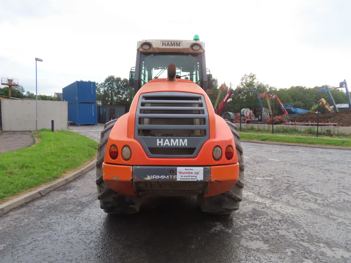 Hamm H13I Single Drum Vibrating Roller - Image 4