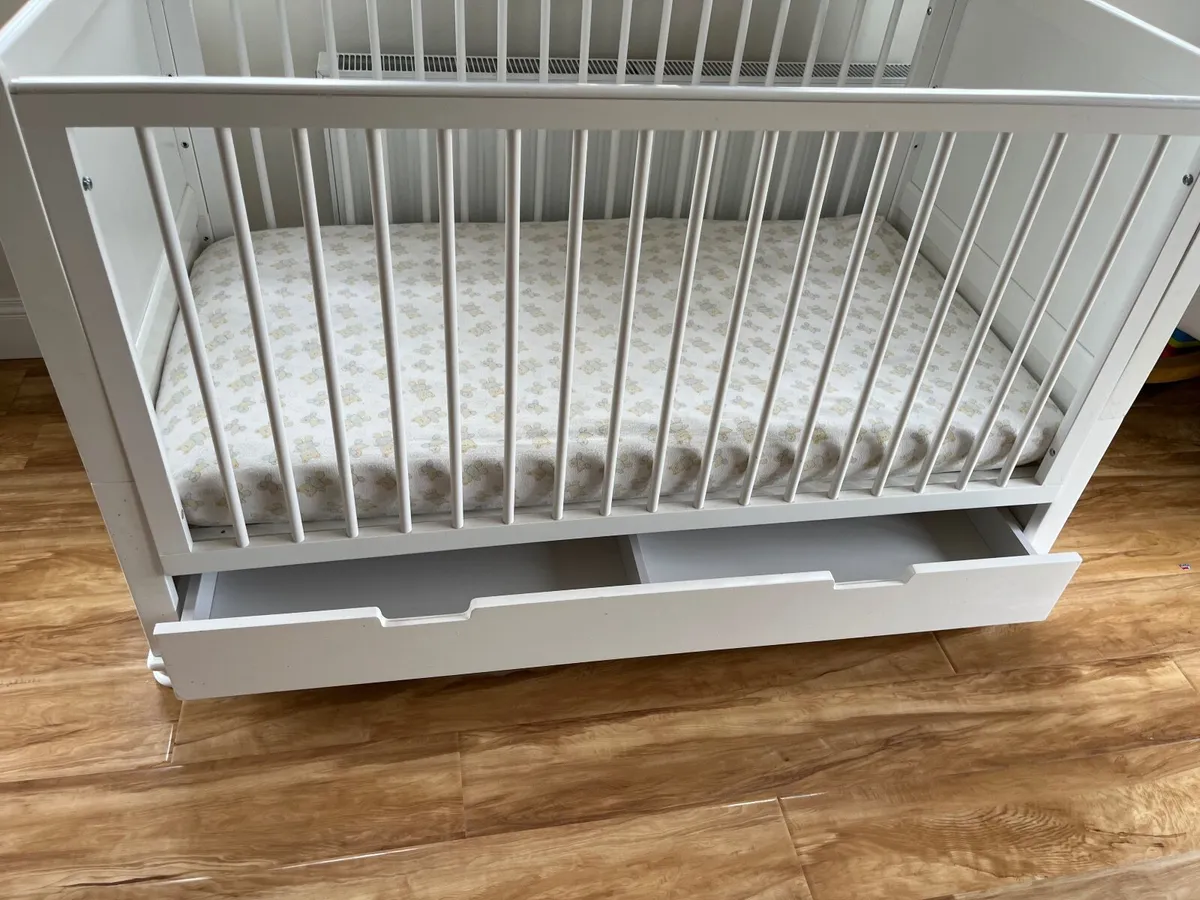 Cot - Image 3