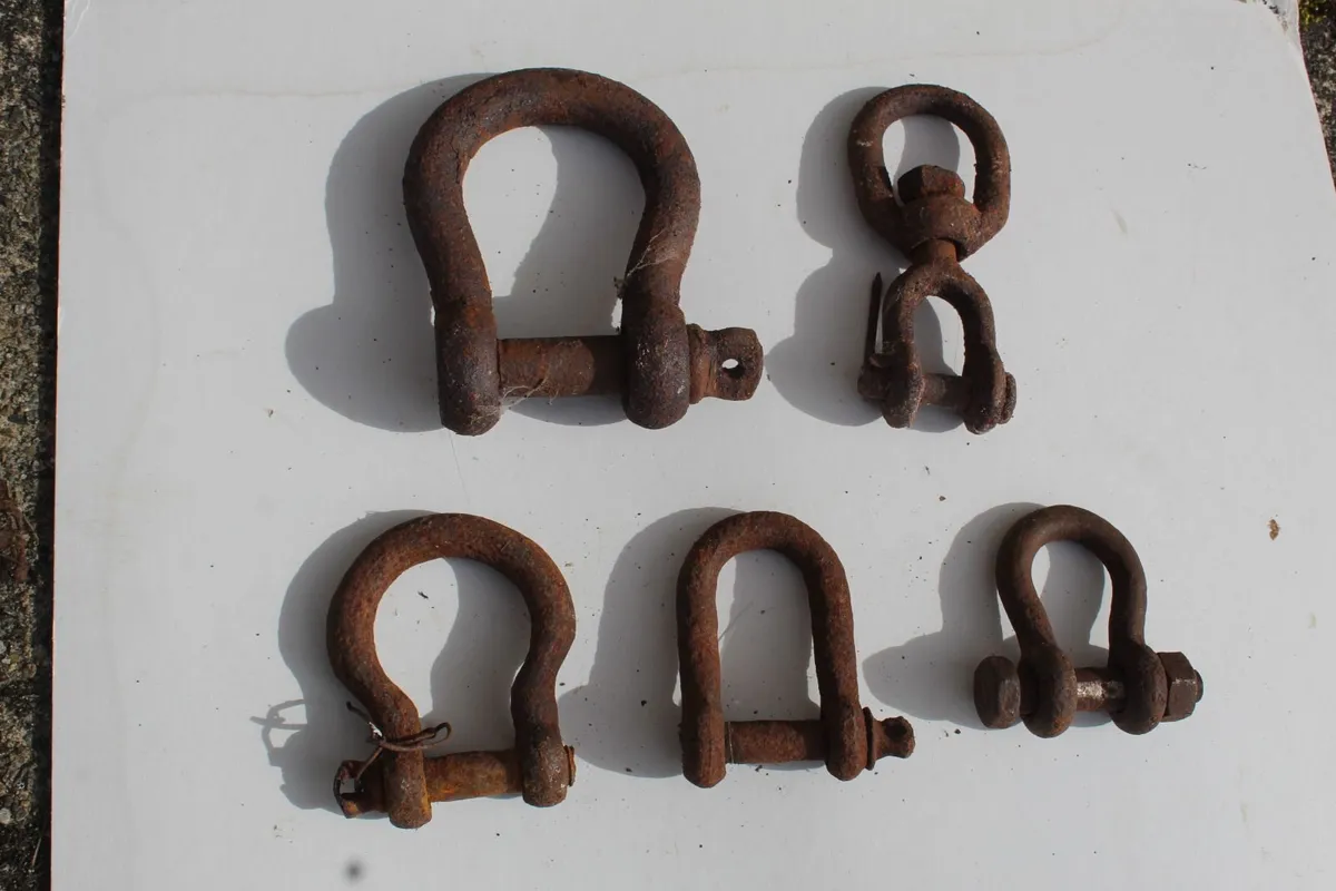 Quantity of Heavy Duty Shackles  – Lot C   €15