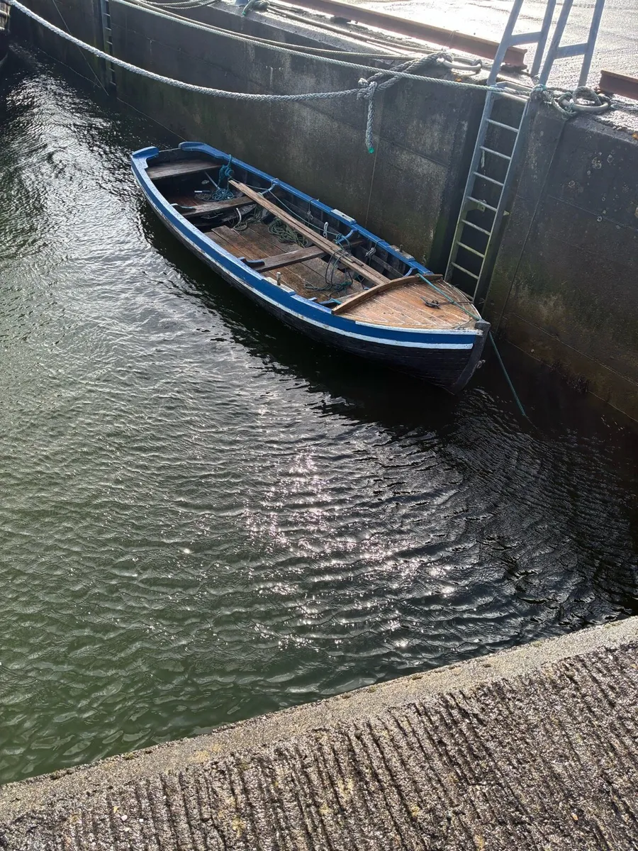 Timber currach - Image 1