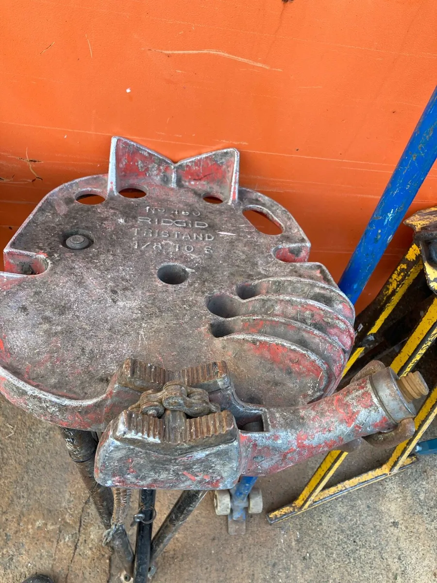 Ridgid Plumbers pipe stand - Image 3