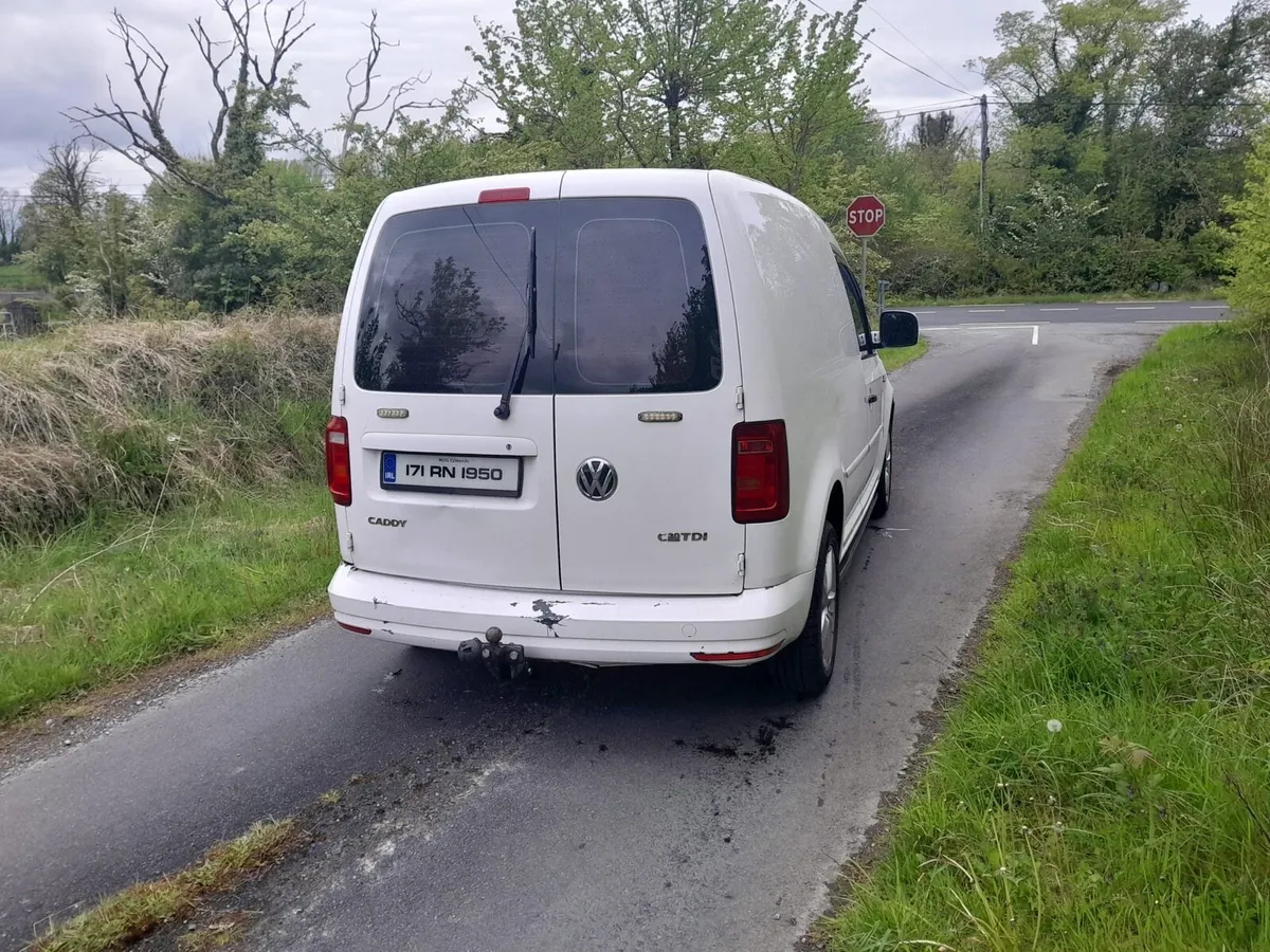 171 VW Caddy - Image 4
