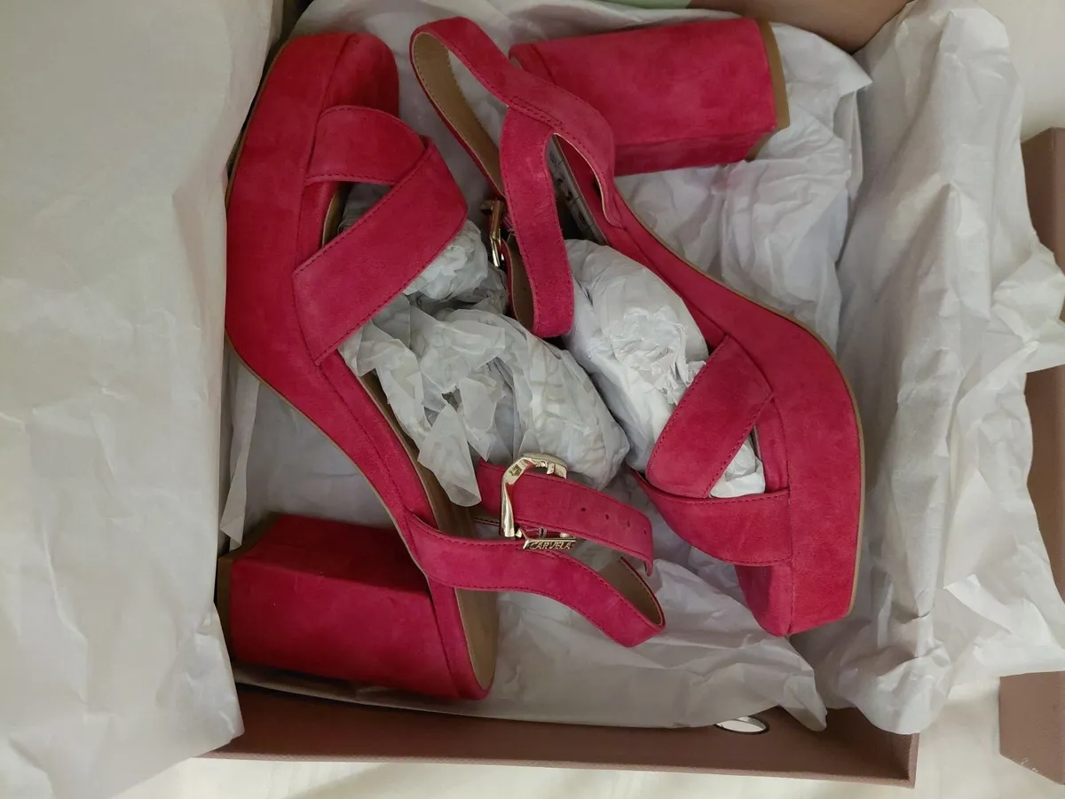 Shoes - Image 3