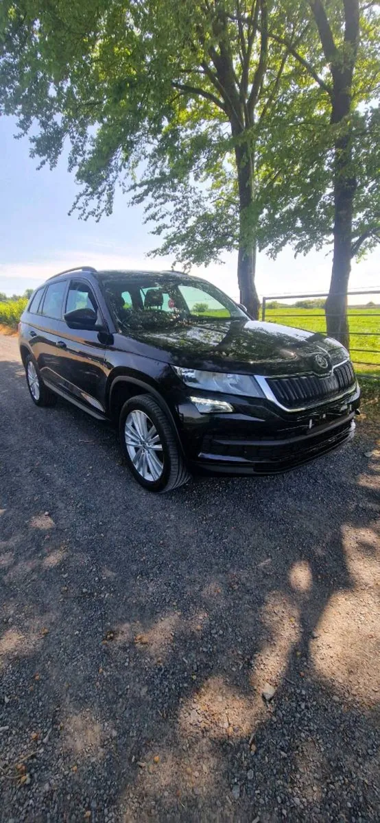 Skoda Kodiaq 2019  front damage - Image 1