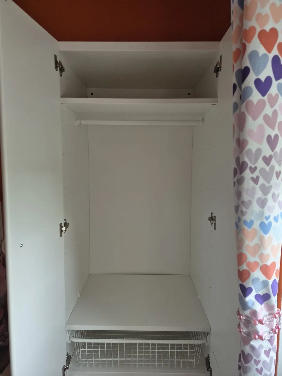 Children’s wardrobe - Image 2