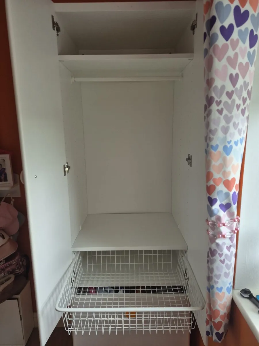Children’s wardrobe - Image 3