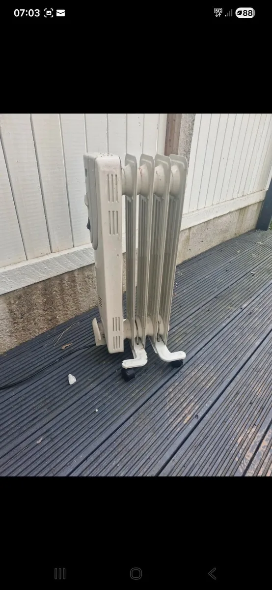 Electric oil filled radiator - Image 1