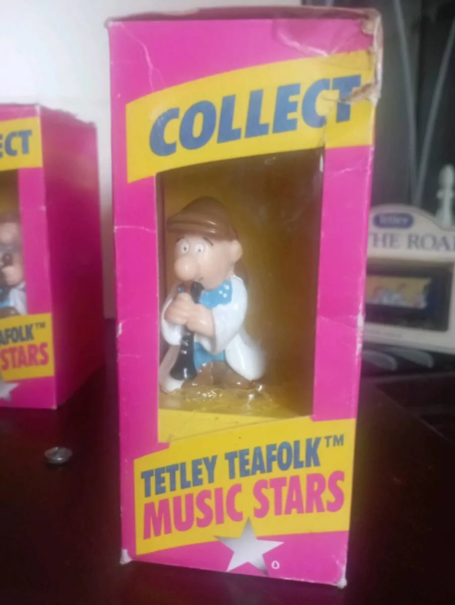 TETLEY TEAFOLK MUSIC STARS &  DELIVERY TRUCK - Image 4