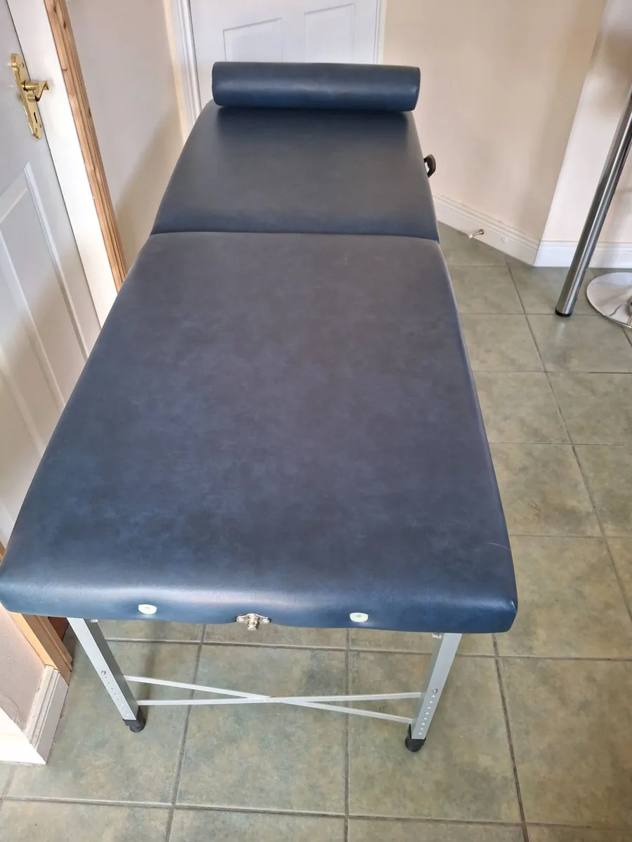 Massage bed - Image 1