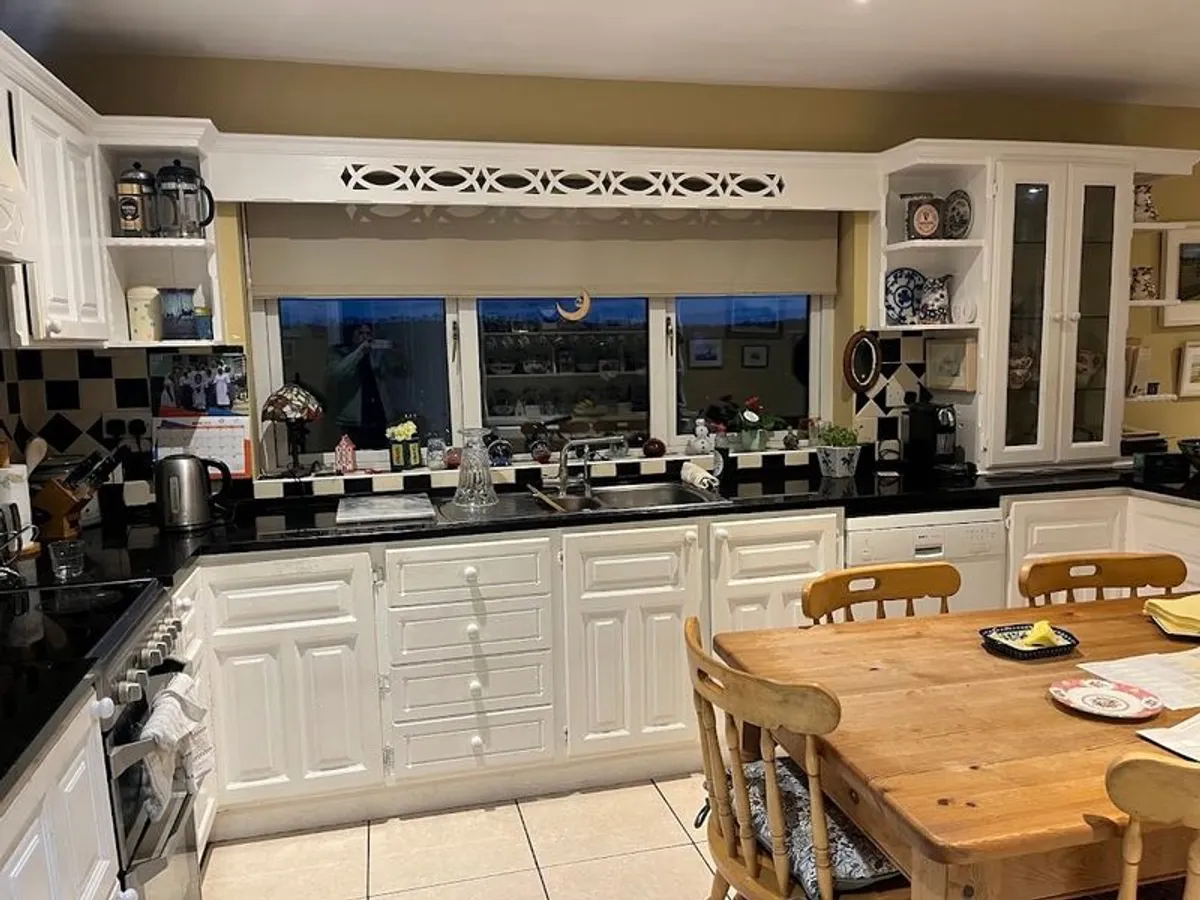 Kitchen for sale - Image 2