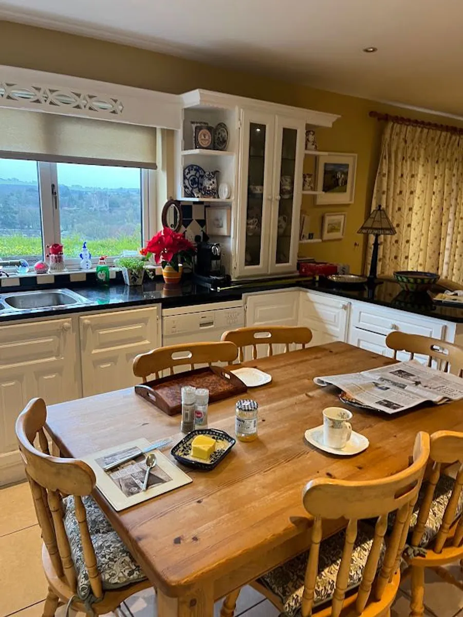 Kitchen for sale - Image 1