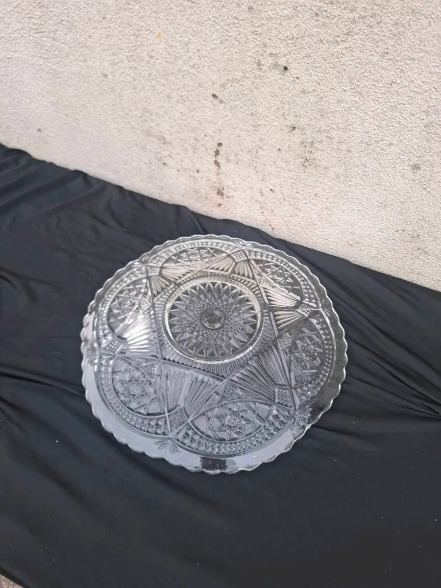Glass fruit bowl plate postage possible - Image 2