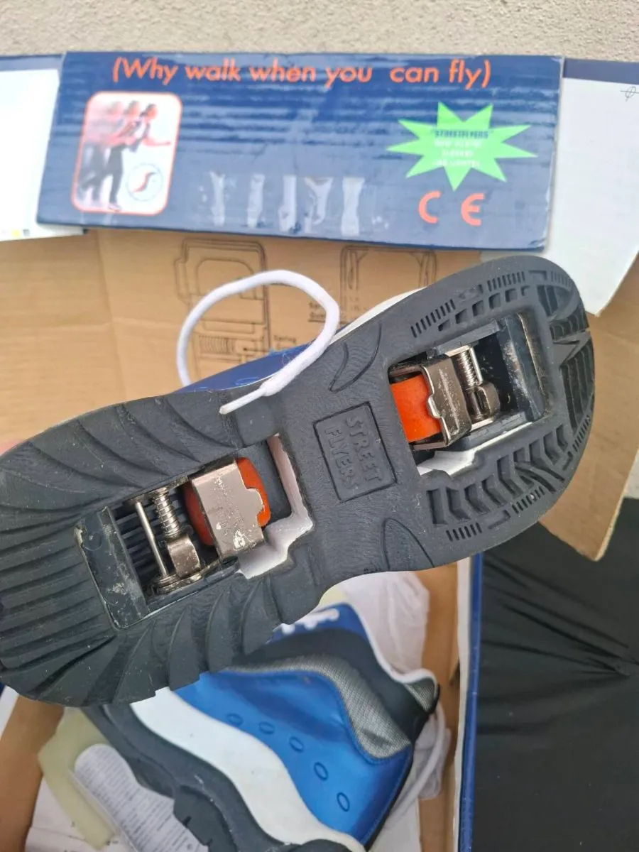 Street flyers size 7 - Image 3