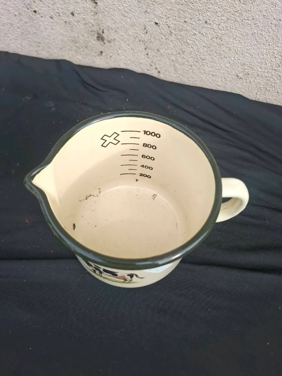 Enamel cow mesuring cup - Image 2