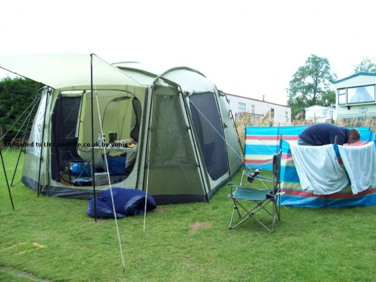 Coleman 5 Berth Family Tent - Image 1