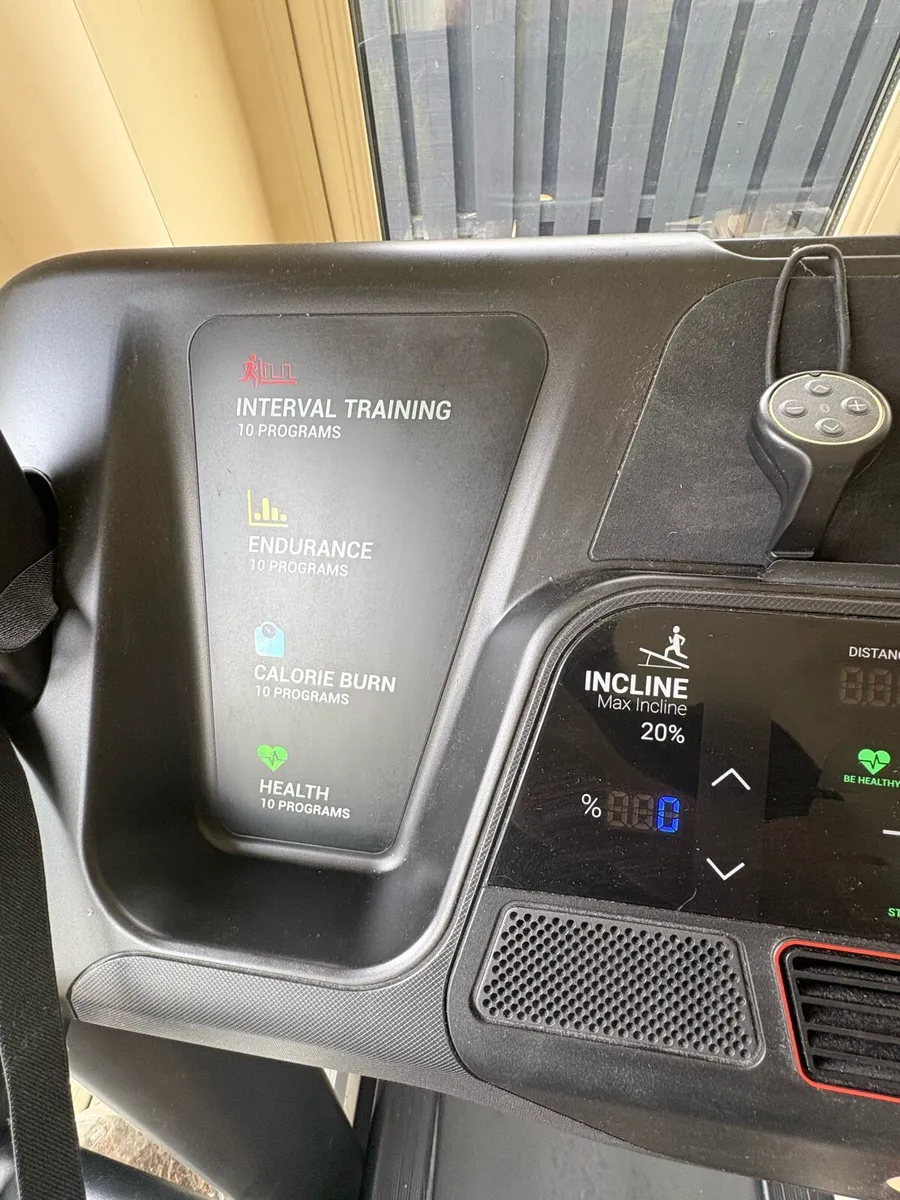 Domyos Incline Run Treadmill - Image 3
