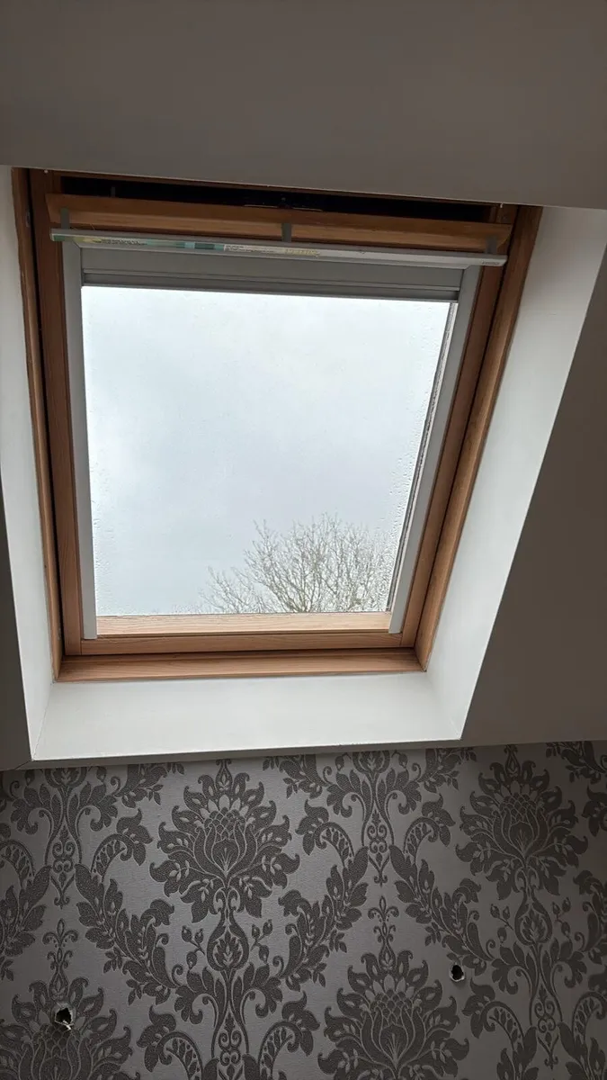 Velux windows  with slateflashing difetent sizes - Image 1