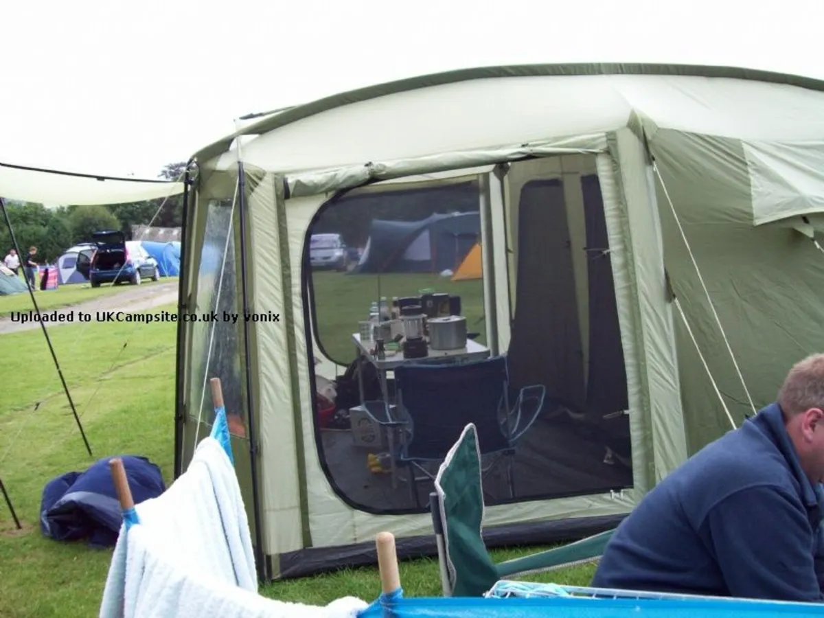 Coleman 5 Berth Family Tent - Image 4