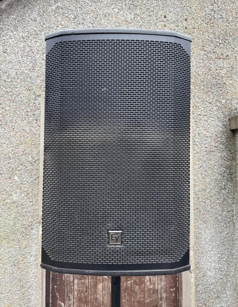 X2 EV EKX-15P (open to offers) - Image 1