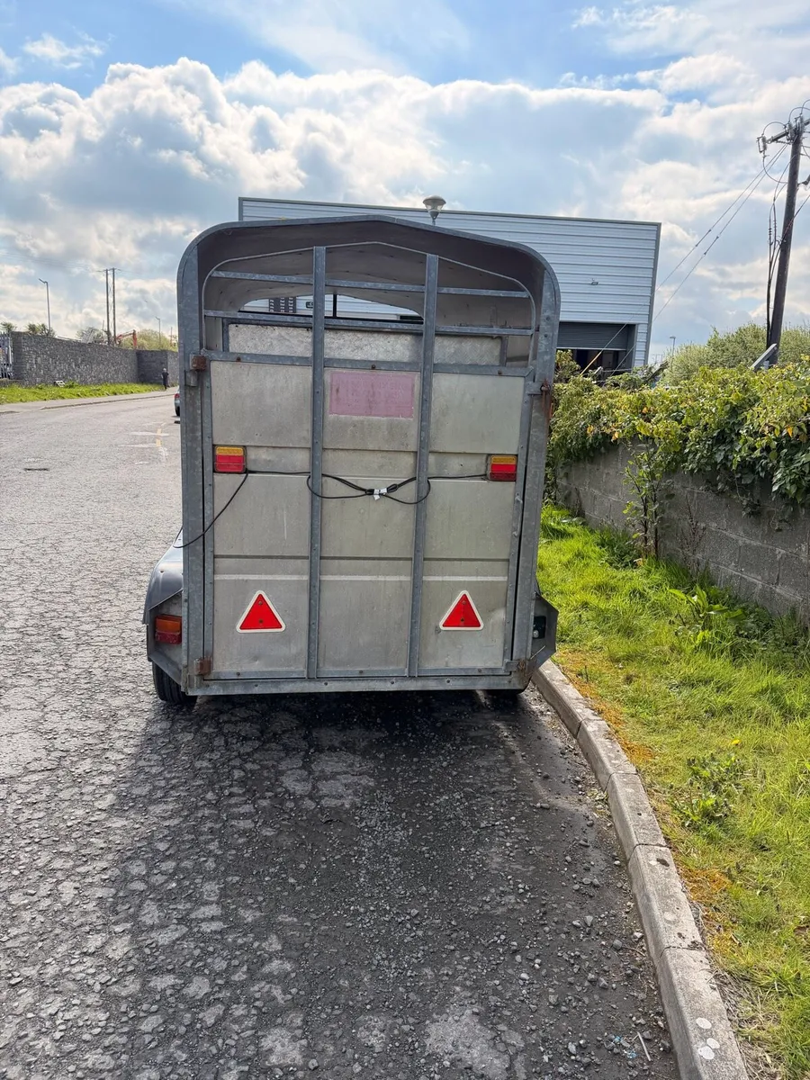 Cow/sheep trailer - Image 1