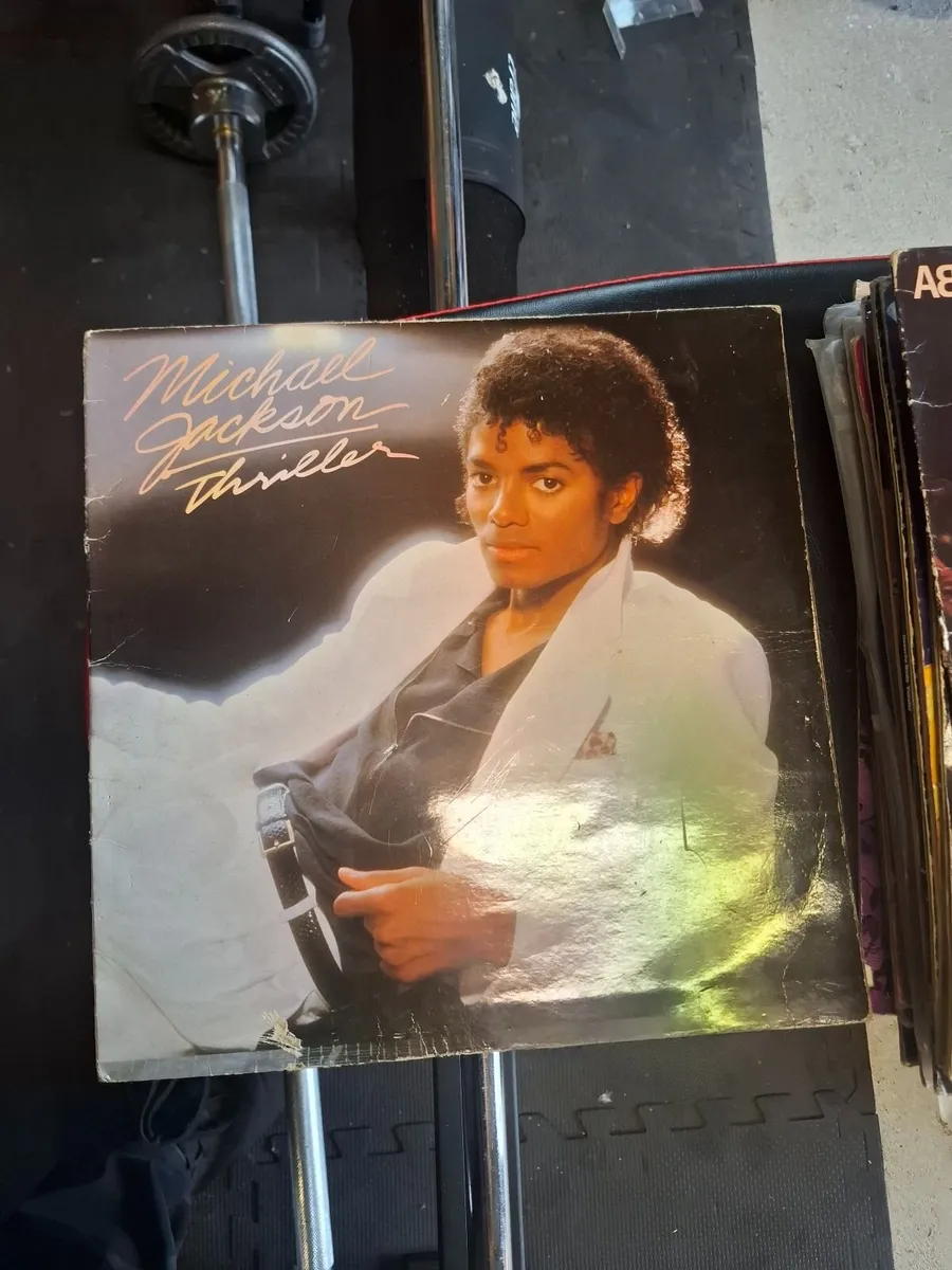 Vinyl record and cds and cassate tapes for sale - Image 2