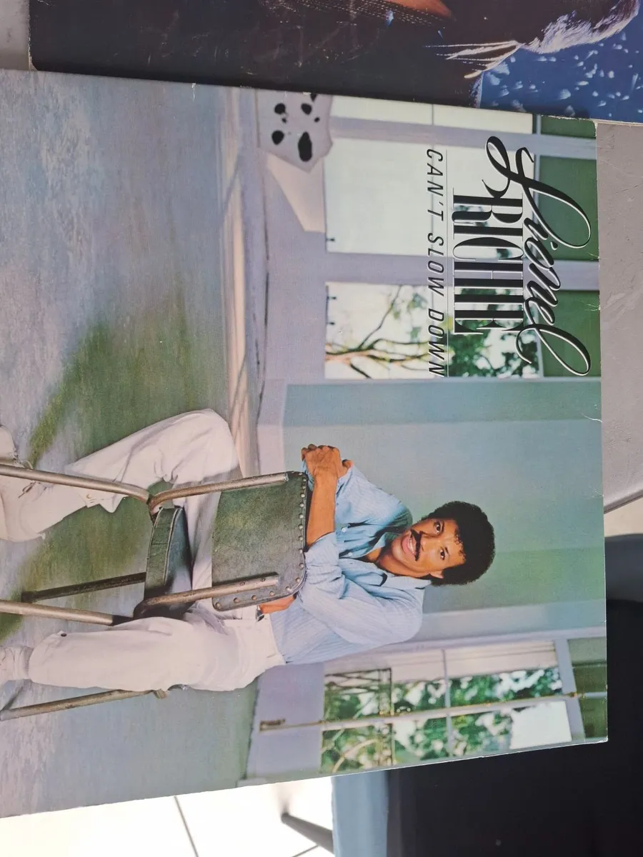 Vinyl record and cds and cassate tapes for sale - Image 3