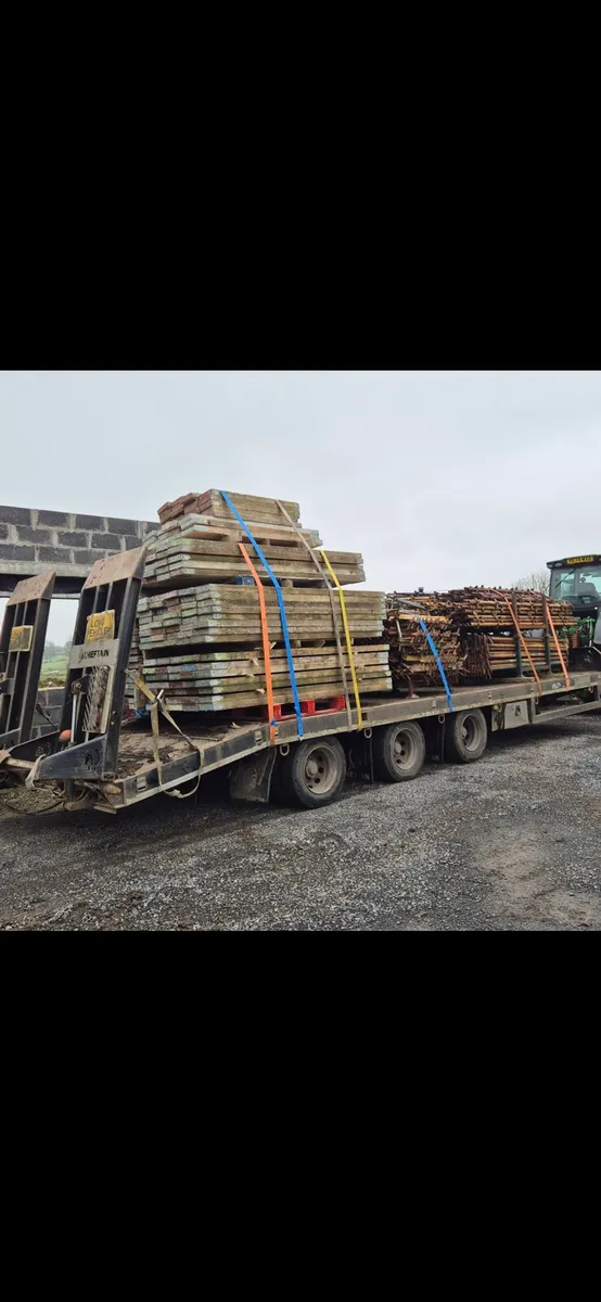 Scaffolding for 2900sq foot house - Image 4