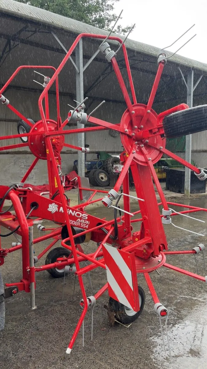 Minos 554 - 4 Rotor Tedder - Image 1