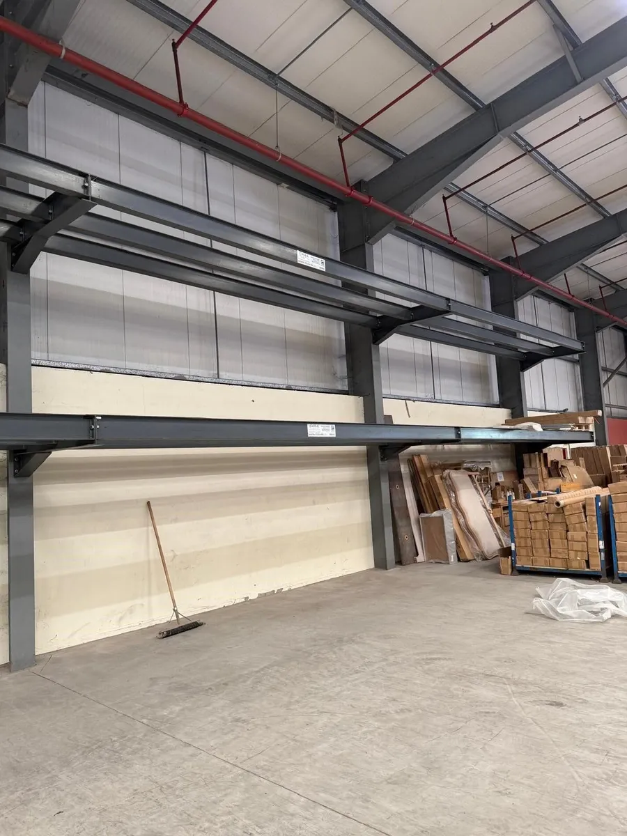 18  x 6mtr Lengths of painted 8 x 4 RSJ - Image 1