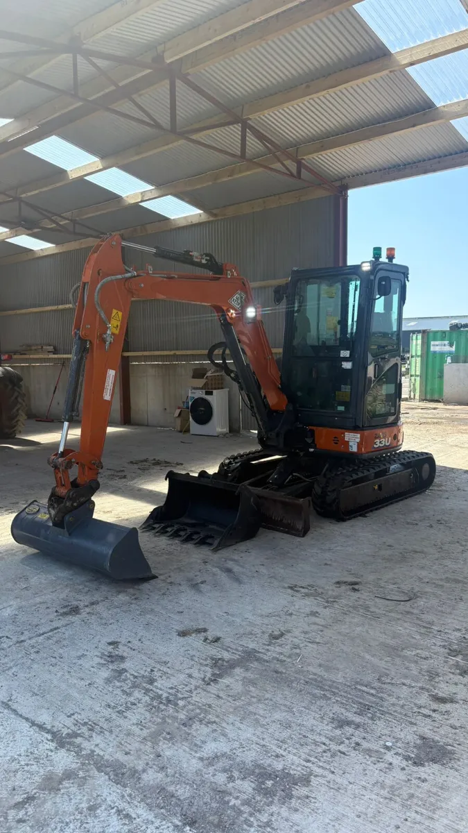 Hitachi Zaxis 33u - Image 1