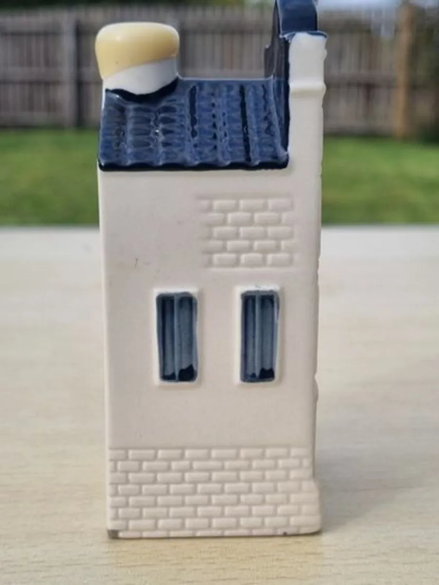 KLM ceramic miniature collector's house number 67 - Image 3