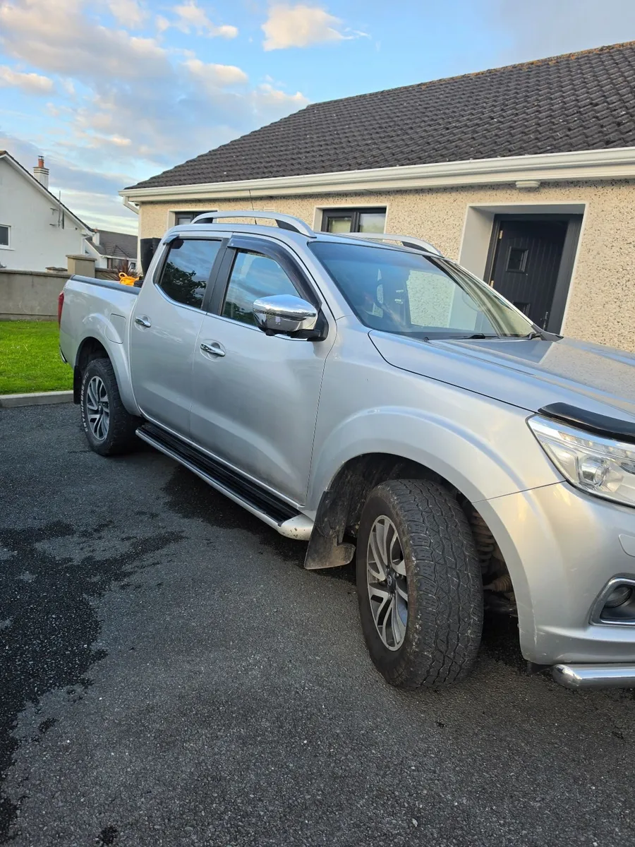 Nissan Navara tekkna top spec  2017 - Image 1