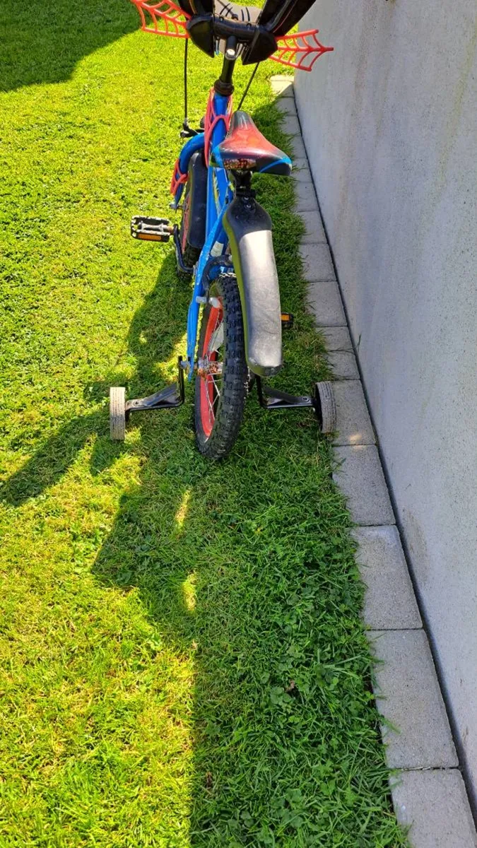 Spiderman Huffy Bike 14 inch - Image 2