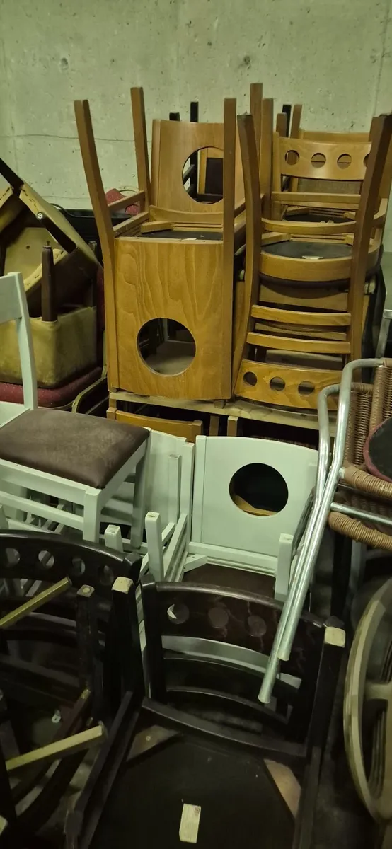 Tables and chairs - Image 4
