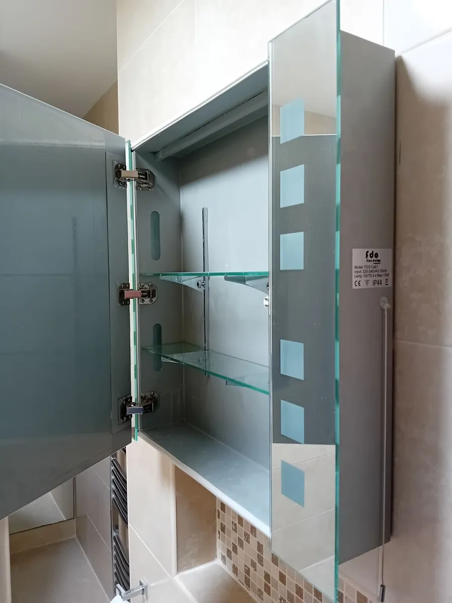 Bathroom Vanity Unit - Image 4