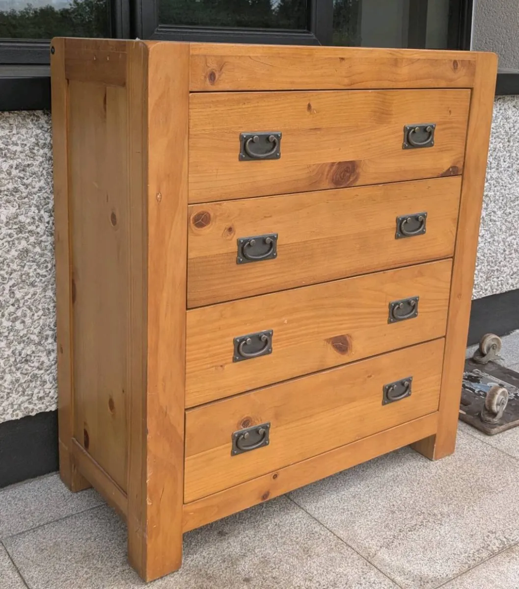 Solid wood Chest of drawers/bedroom furniture
