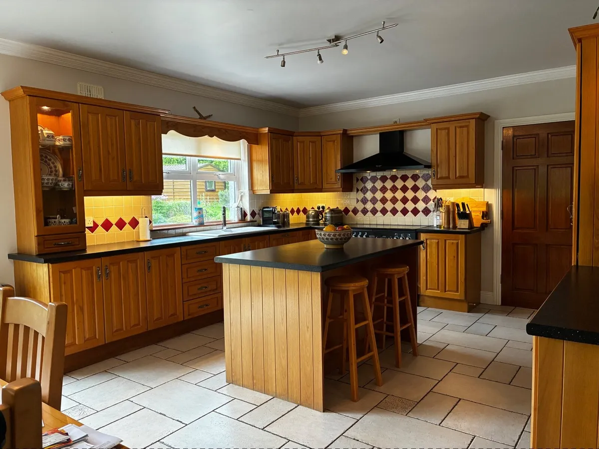 Kitchen - Image 1