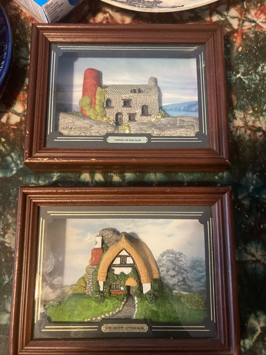 Models buildings box framed free postage - Image 1