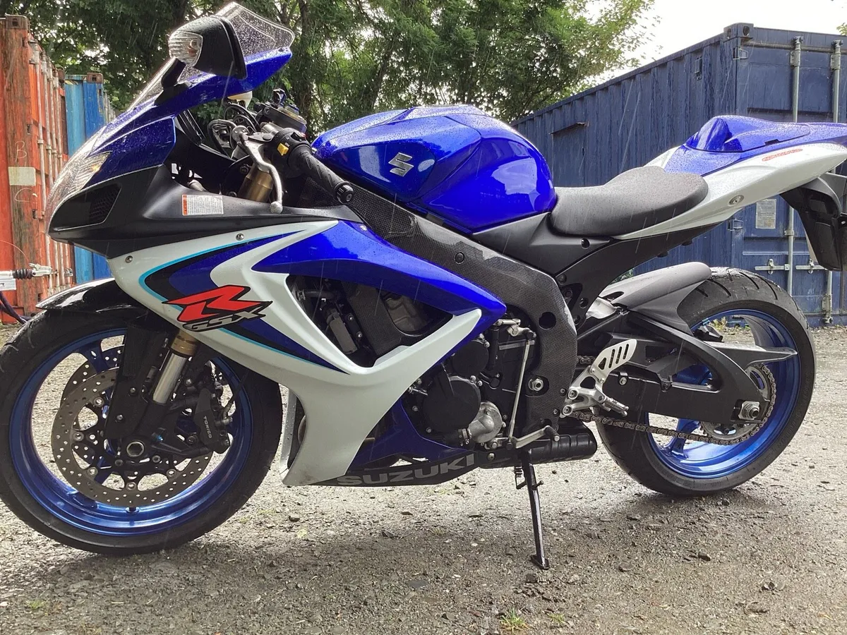 2006 Suzuki gsxr 600 - Image 2