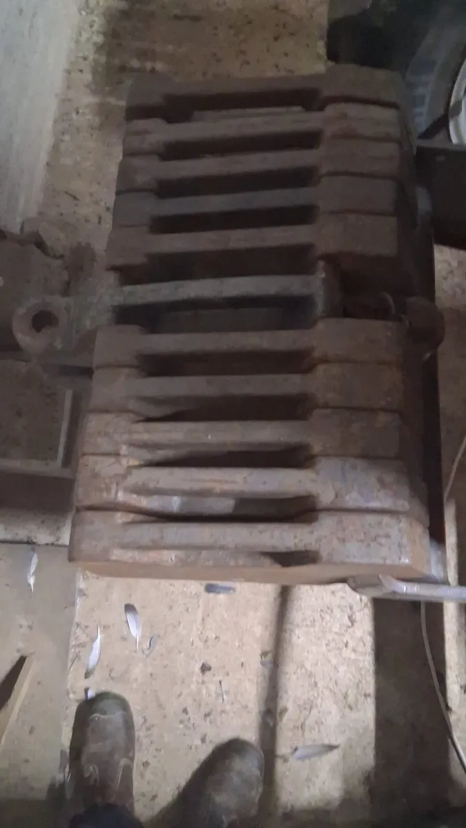 Massey Ferguson weights - Image 1