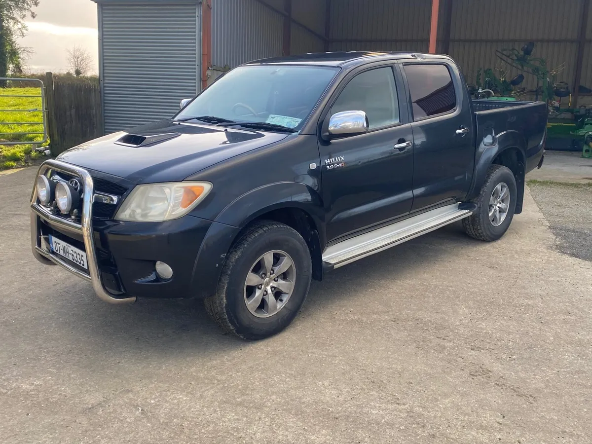 Toyota Hilux 2007 - Image 1