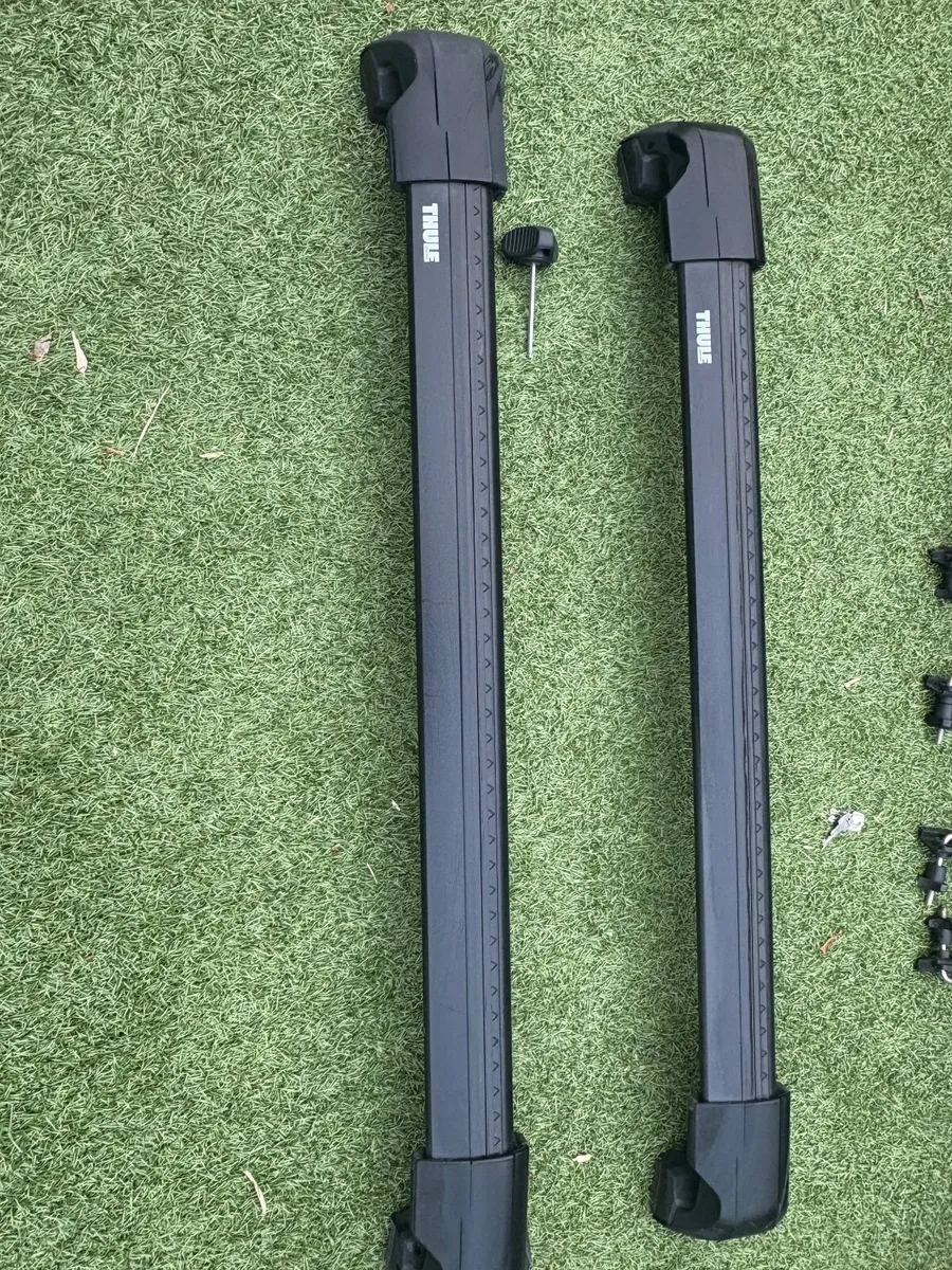 Thule Roof Box & Thule Edge Roof Bars - Image 3