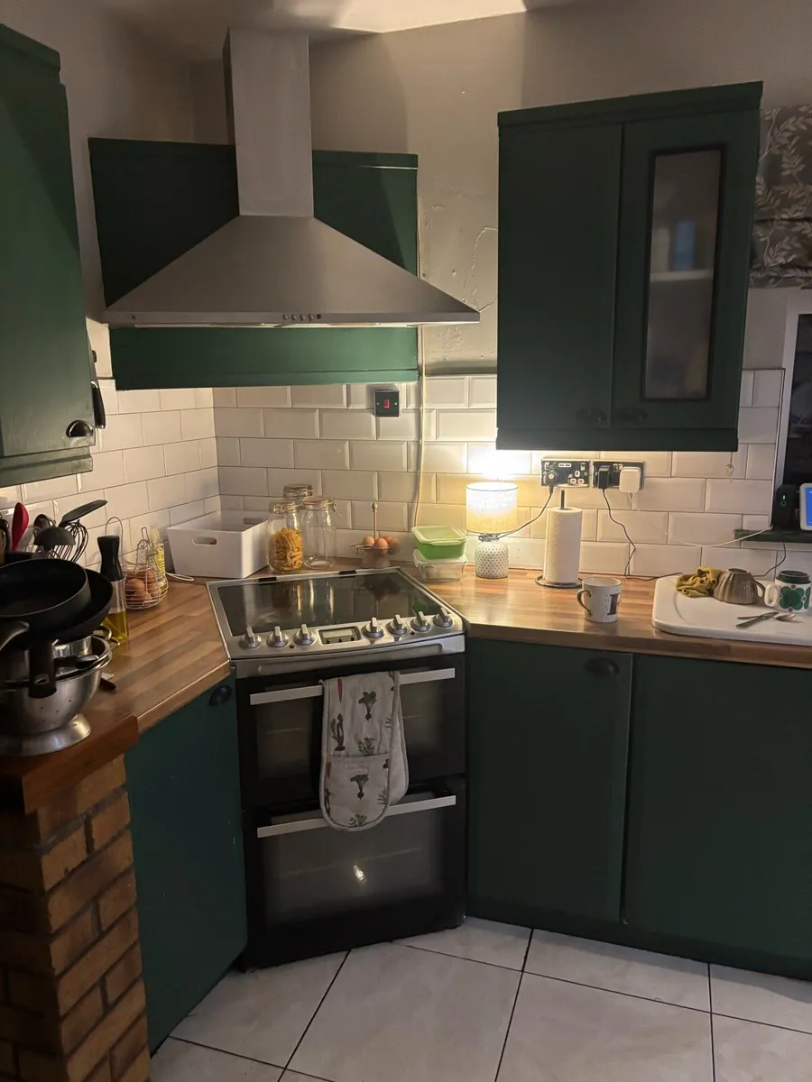 Kitchen presses - Image 1