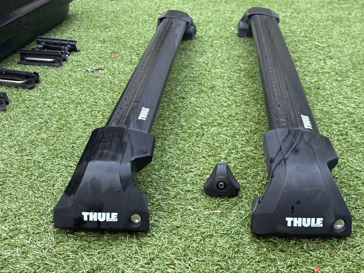 Thule Roof Box & Thule Edge Roof Bars - Image 4
