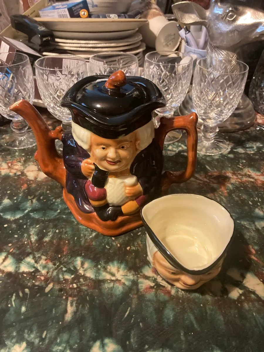 Toby character teapot free postage - Image 2