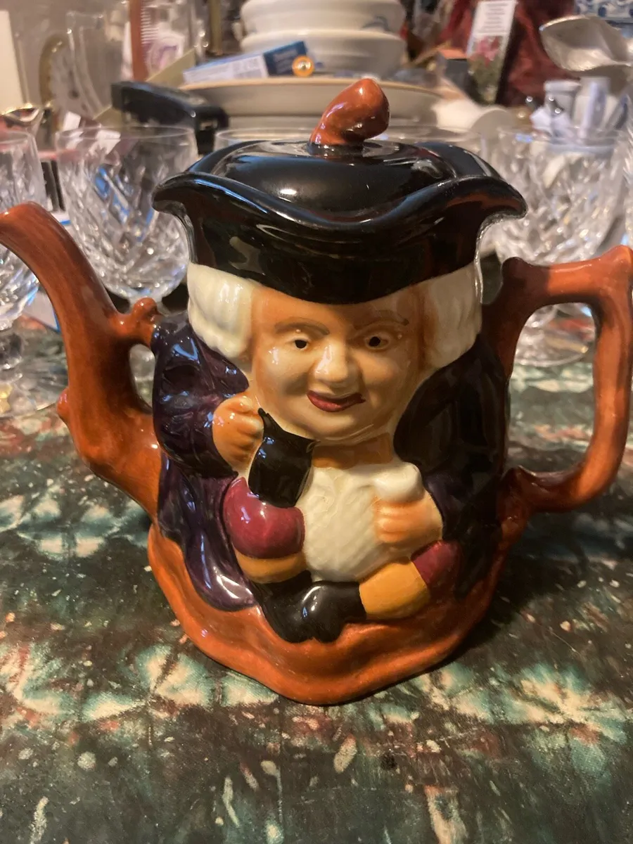 Toby character teapot free postage - Image 3